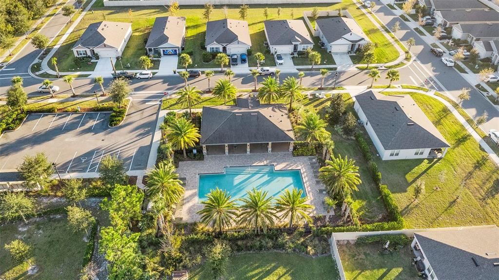 En Venta: $418,000 (5 camas, 3 baños, 2601 Pies cuadrados)