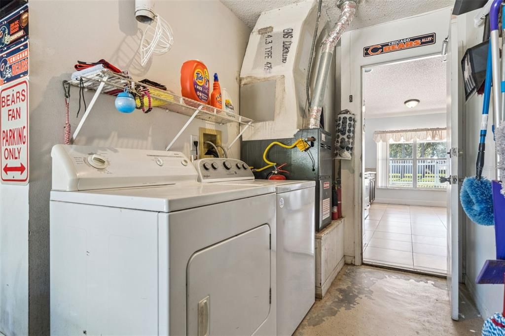 На продажу: $315,000 (3 спален, 2 ванн, 1311 Квадратных фут)