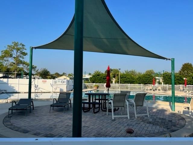 For Sale: $180,000 (1 beds, 1 baths, 396 Square Feet)