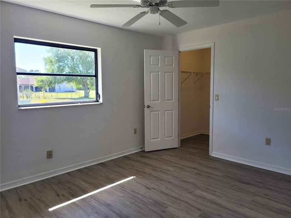 For Rent: $2,300 (3 beds, 2 baths, 1705 Square Feet)