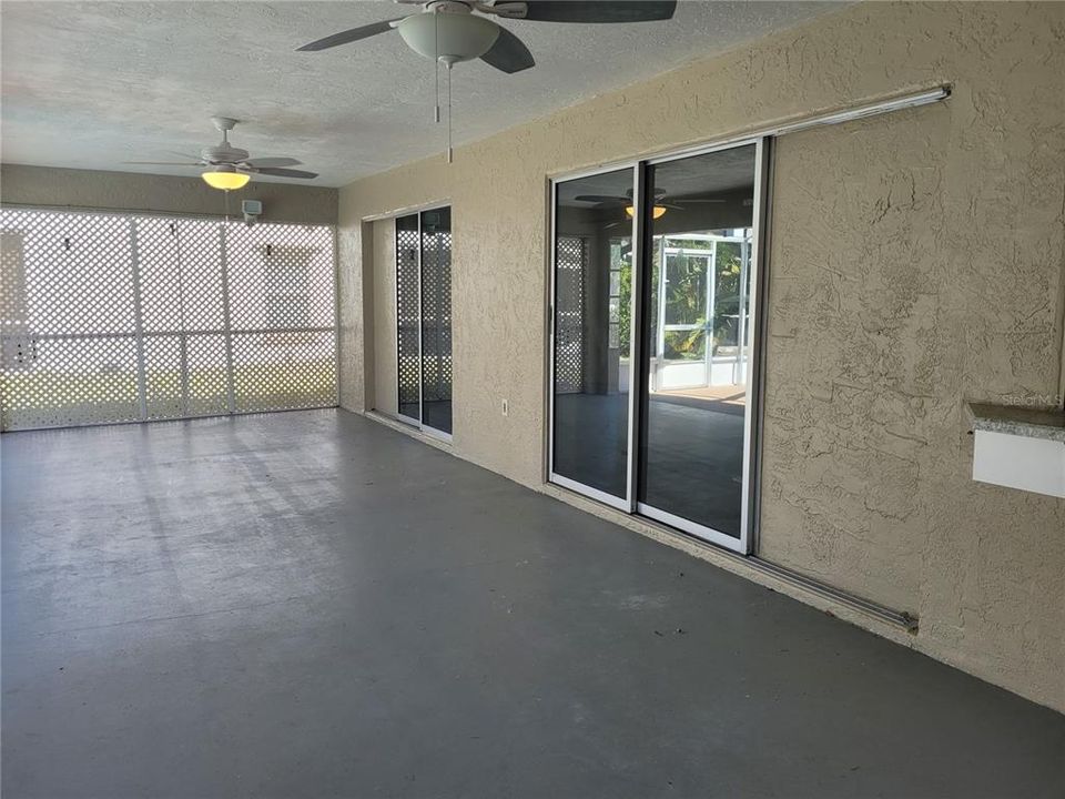 For Rent: $2,300 (3 beds, 2 baths, 1705 Square Feet)