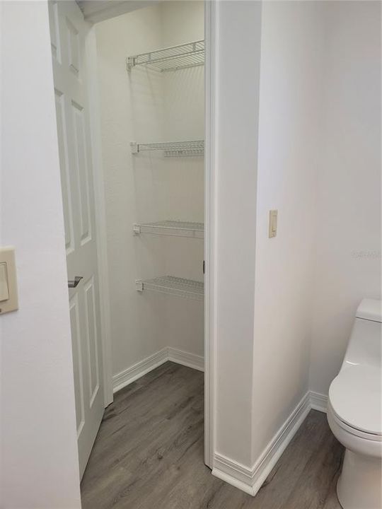 For Rent: $2,300 (3 beds, 2 baths, 1705 Square Feet)