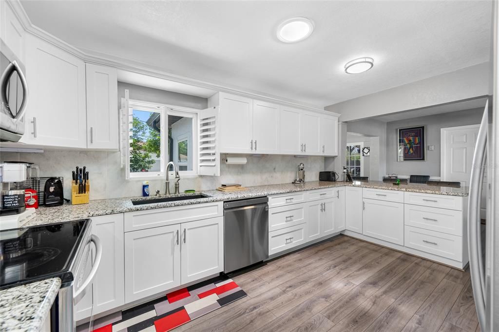 En Venta: $395,000 (2 camas, 1 baños, 1100 Pies cuadrados)