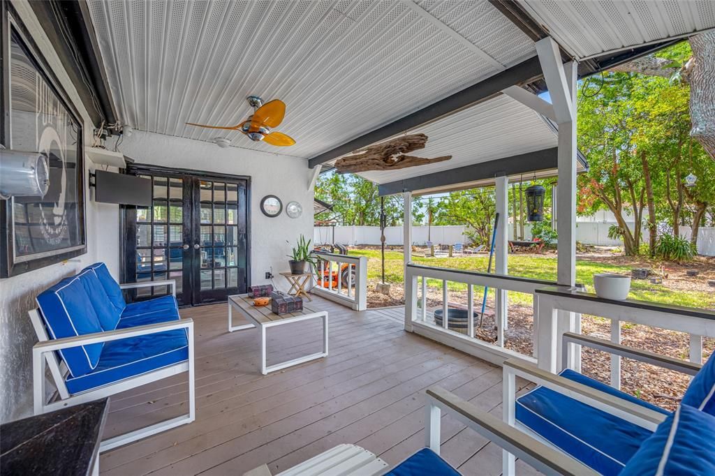 En Venta: $395,000 (2 camas, 1 baños, 1100 Pies cuadrados)