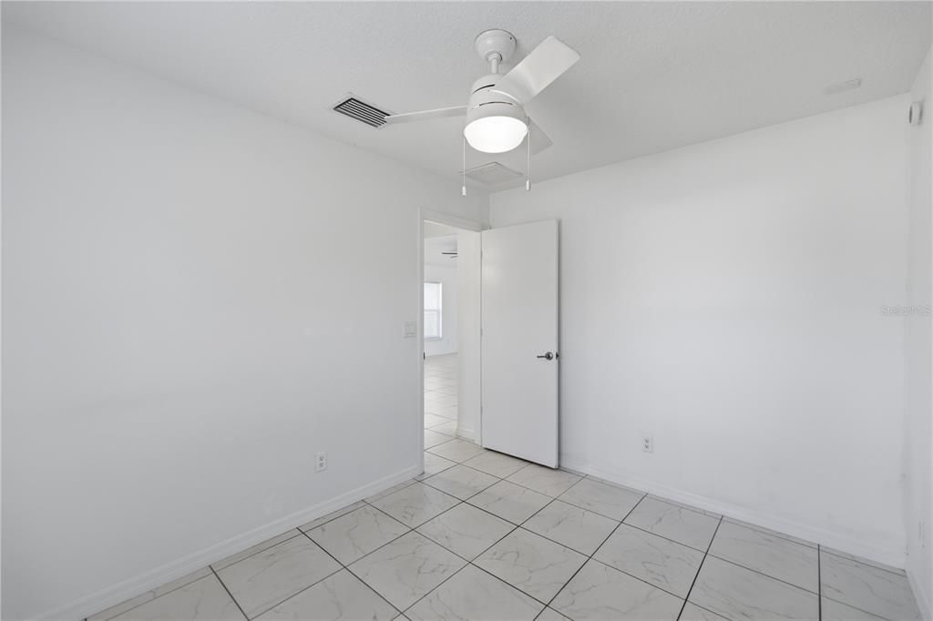 For Sale: $375,000 (3 beds, 2 baths, 1327 Square Feet)