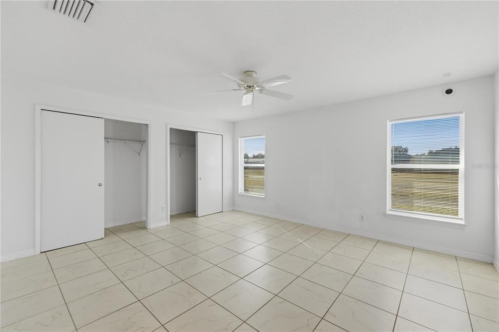 For Sale: $375,000 (3 beds, 2 baths, 1327 Square Feet)