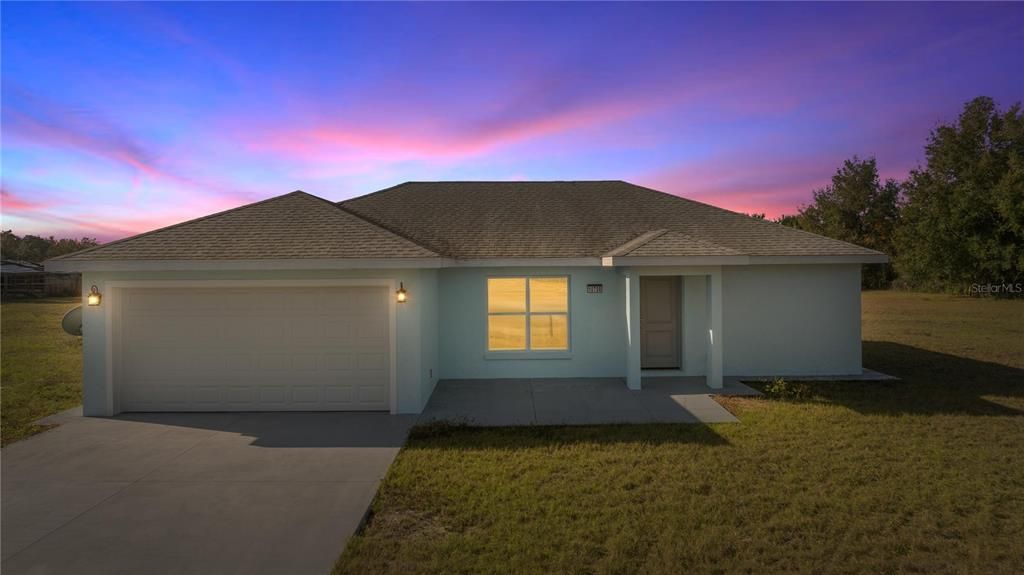 For Sale: $375,000 (3 beds, 2 baths, 1327 Square Feet)