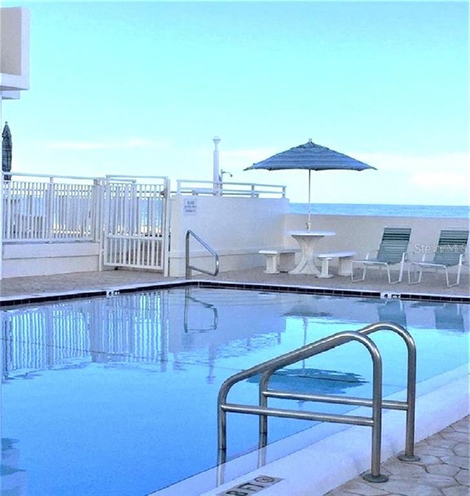 For Rent: $3,500 (2 beds, 2 baths, 1450 Square Feet)