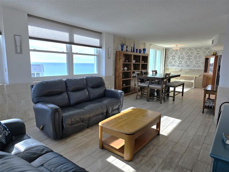 For Rent: $3,500 (2 beds, 2 baths, 1450 Square Feet)