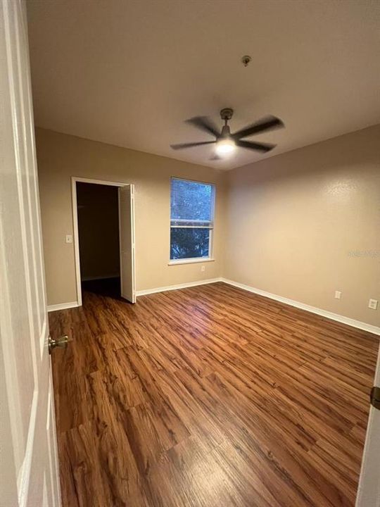 For Sale: $215,000 (2 beds, 2 baths, 1009 Square Feet)