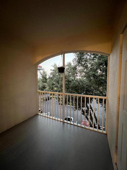 For Sale: $215,000 (2 beds, 2 baths, 1009 Square Feet)