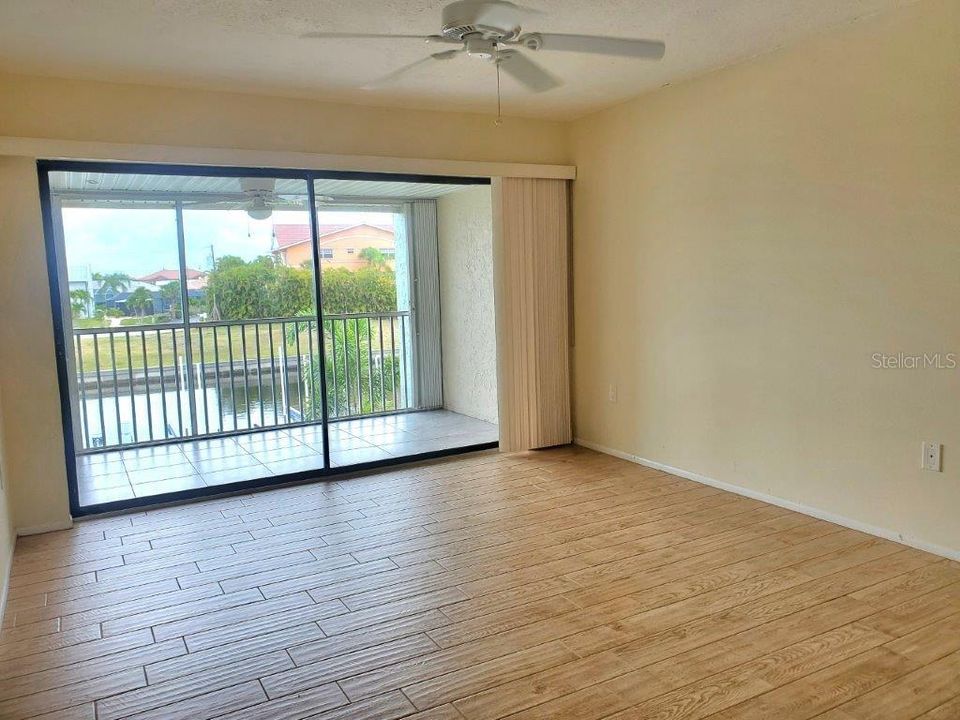 For Rent: $1,700 (2 beds, 2 baths, 1050 Square Feet)
