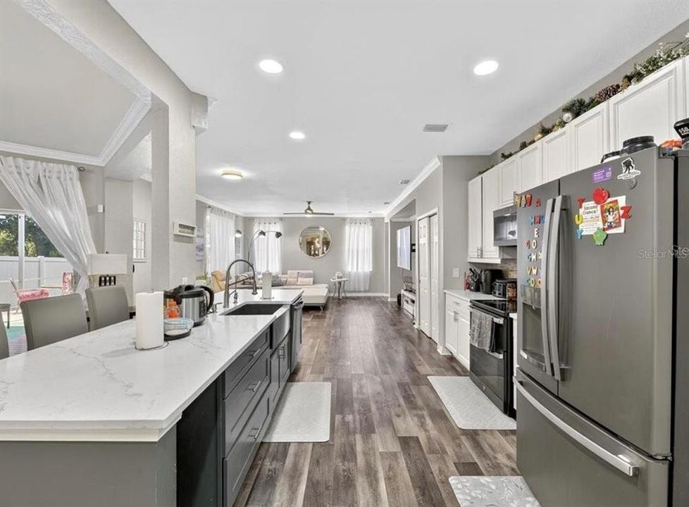 En Renta: $3,149 (4 camas, 3 baños, 2269 Pies cuadrados)