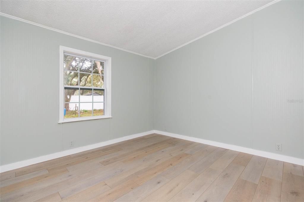 For Sale: $249,900 (3 beds, 2 baths, 1568 Square Feet)