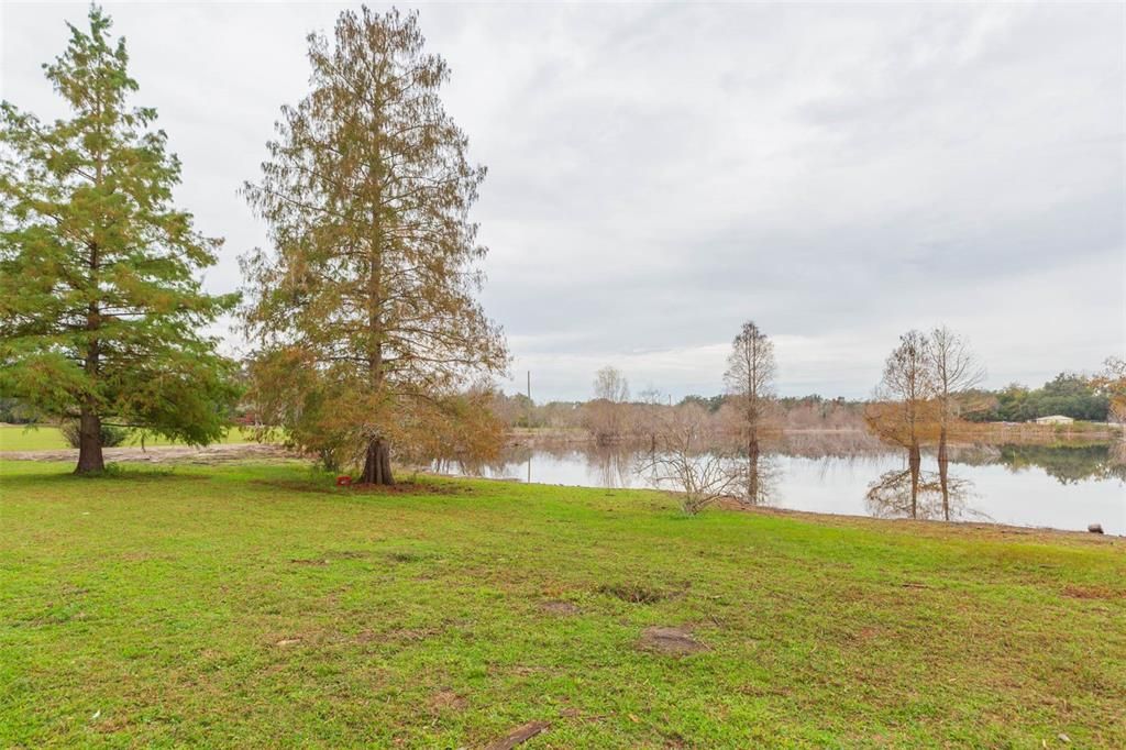 For Sale: $249,900 (3 beds, 2 baths, 1568 Square Feet)