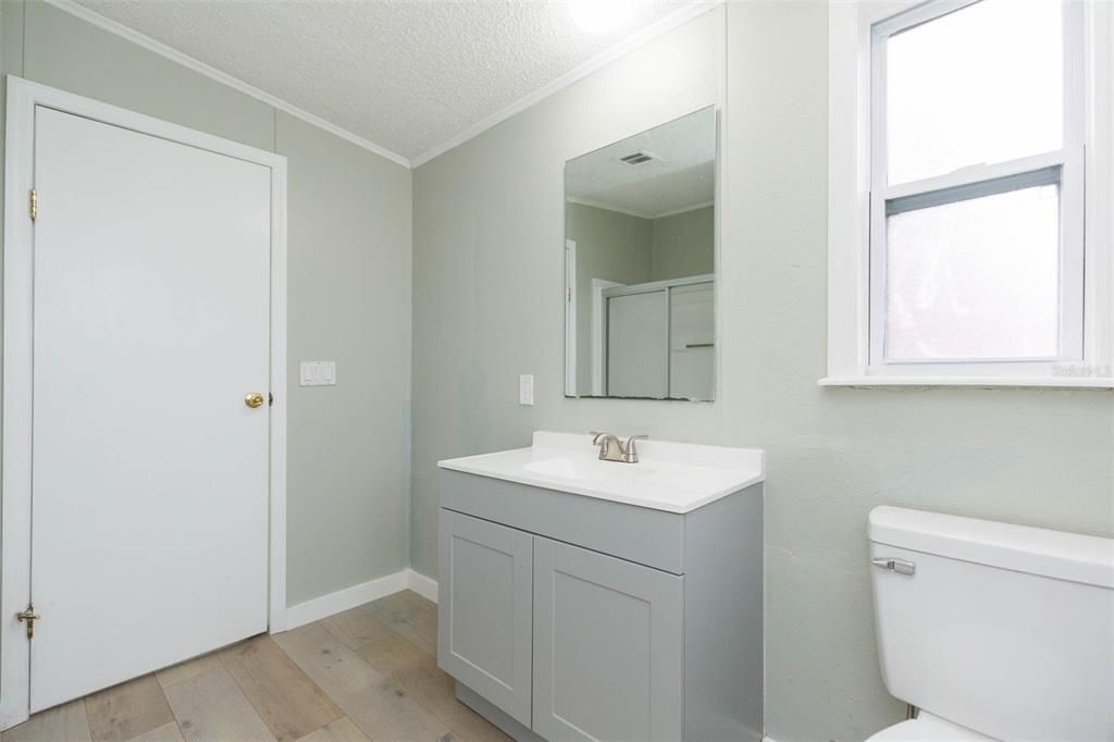 For Sale: $249,900 (3 beds, 2 baths, 1568 Square Feet)