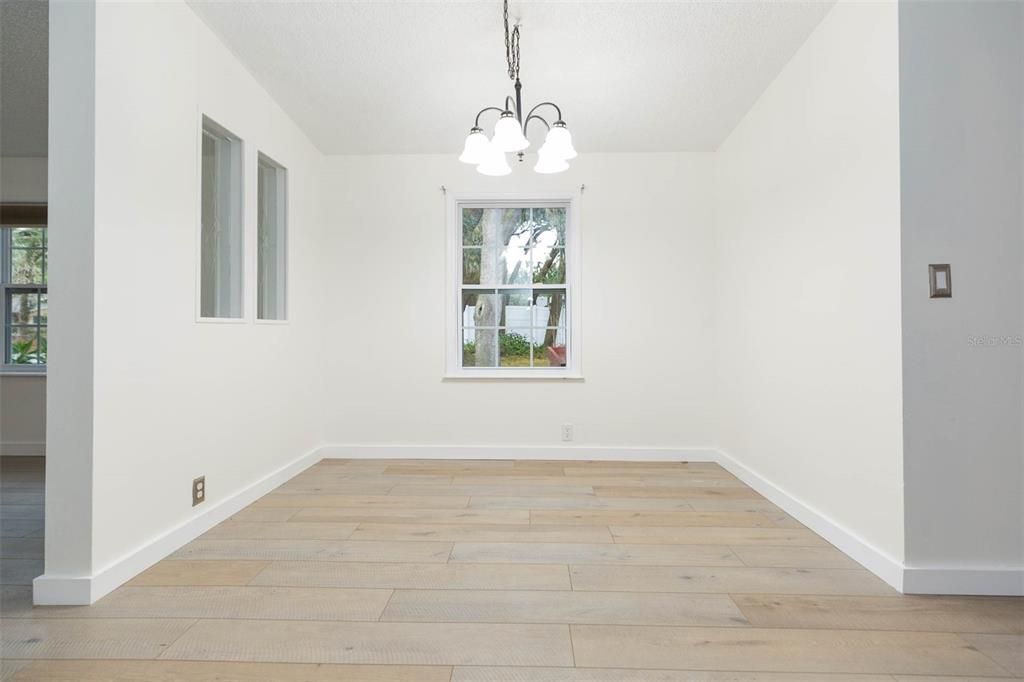 For Sale: $249,900 (3 beds, 2 baths, 1568 Square Feet)