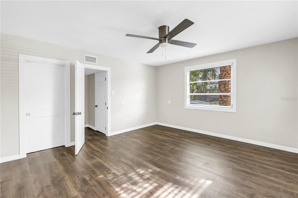 В аренду: $1,975 (1 спален, 1 ванн, 750 Квадратных фут)