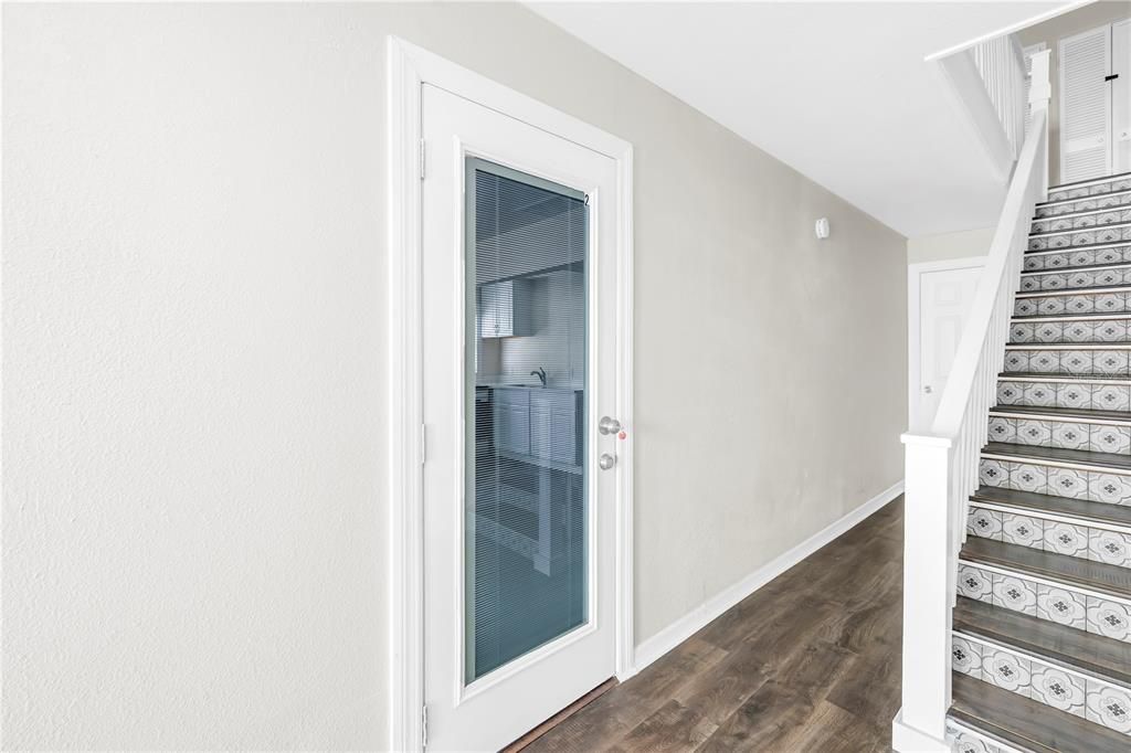 В аренду: $1,975 (1 спален, 1 ванн, 750 Квадратных фут)