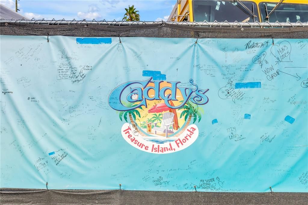 В аренду: $1,975 (1 спален, 1 ванн, 750 Квадратных фут)