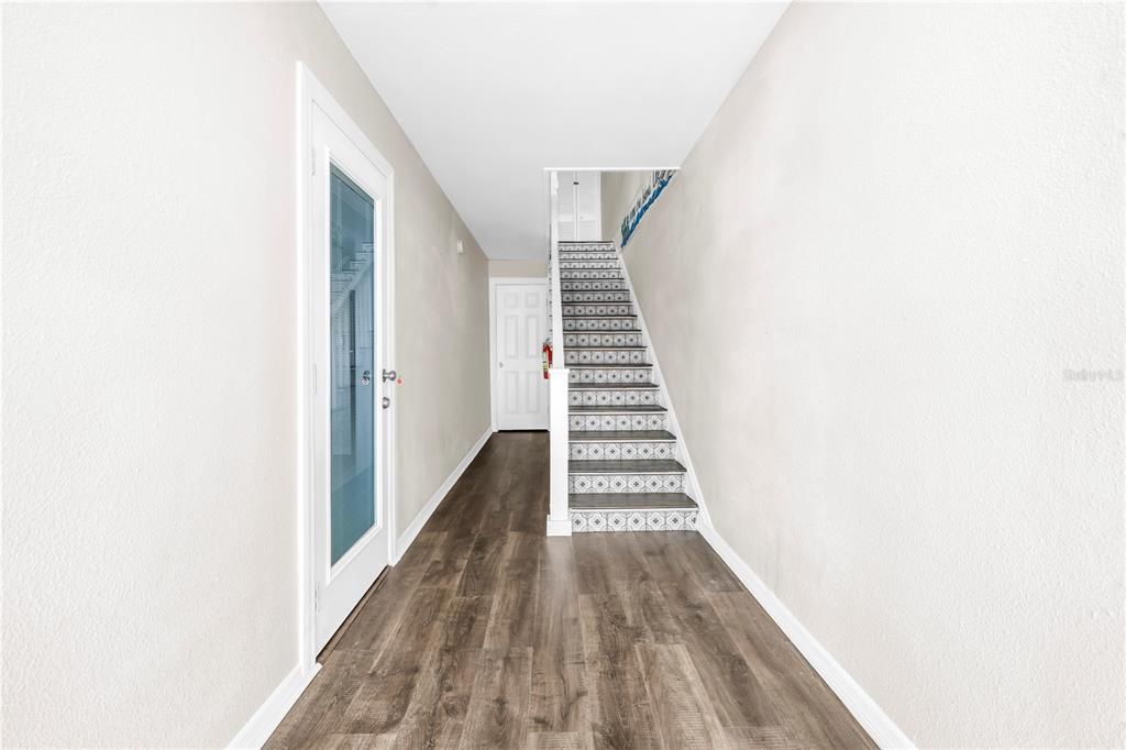 В аренду: $1,975 (1 спален, 1 ванн, 750 Квадратных фут)