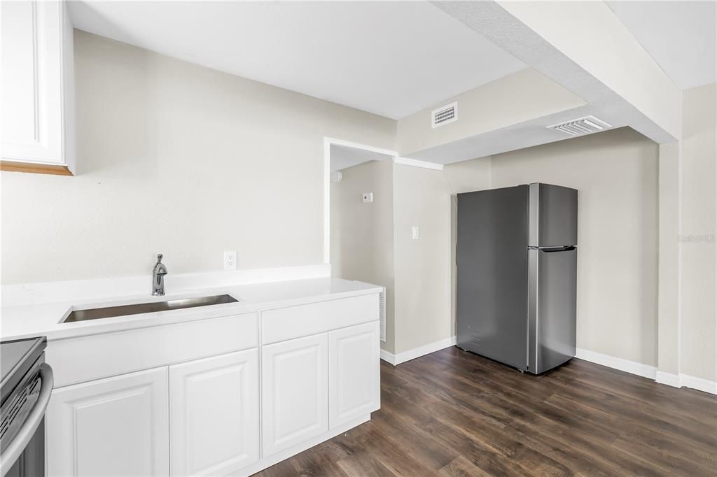 В аренду: $1,975 (1 спален, 1 ванн, 750 Квадратных фут)