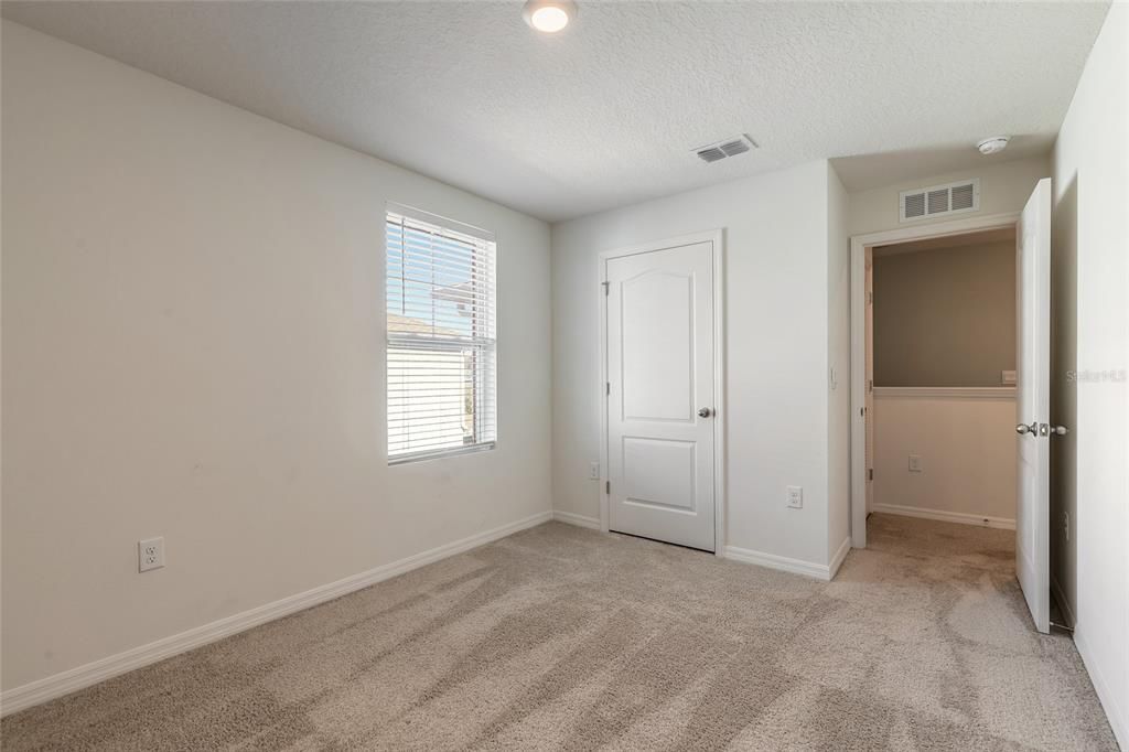 For Sale: $358,500 (3 beds, 2 baths, 1672 Square Feet)