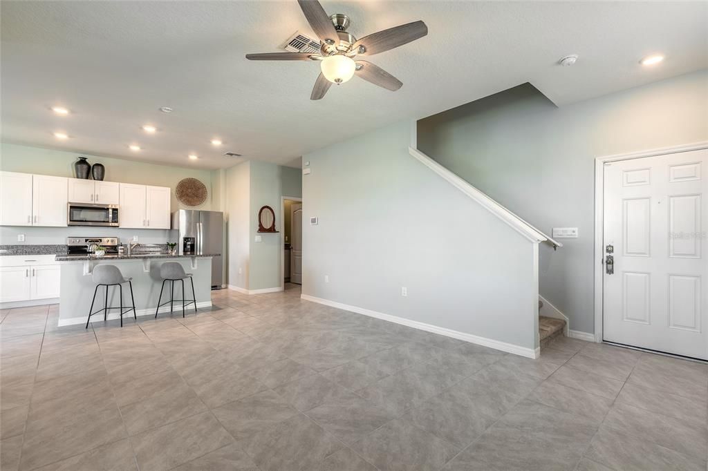 For Sale: $358,500 (3 beds, 2 baths, 1672 Square Feet)