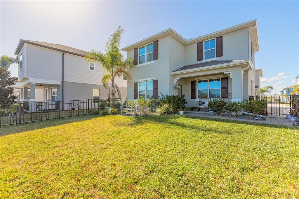 For Sale: $358,500 (3 beds, 2 baths, 1672 Square Feet)