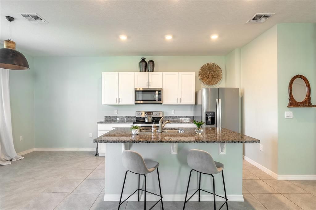 For Sale: $358,500 (3 beds, 2 baths, 1672 Square Feet)