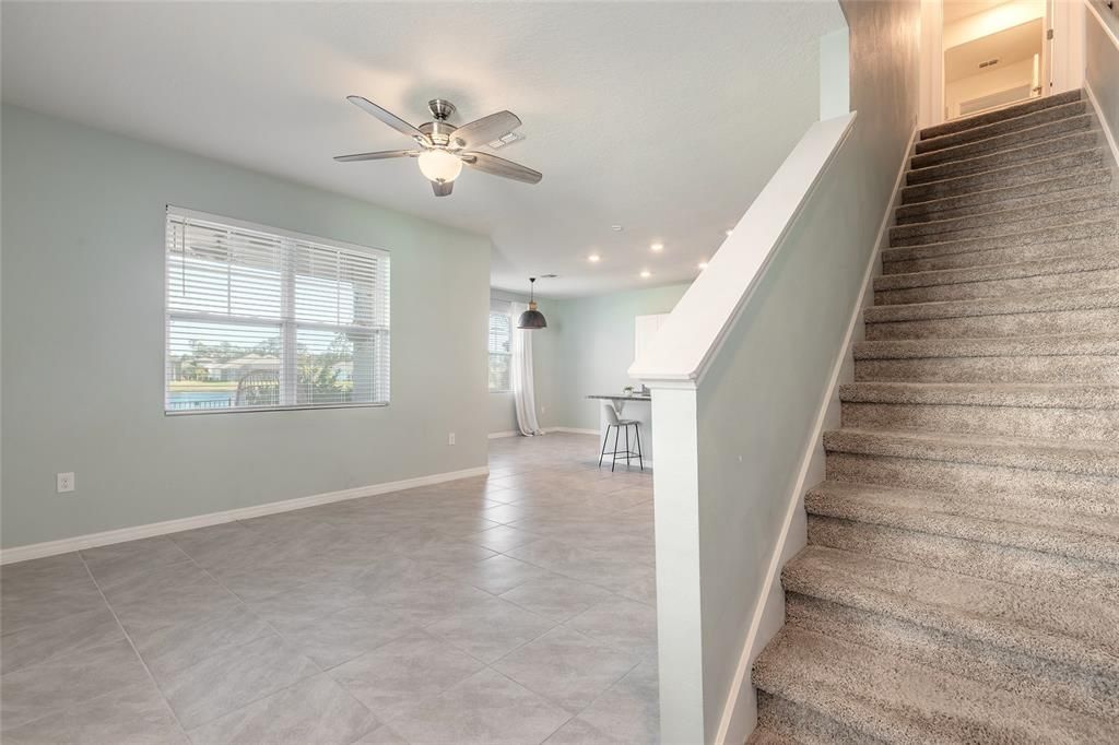 For Sale: $358,500 (3 beds, 2 baths, 1672 Square Feet)