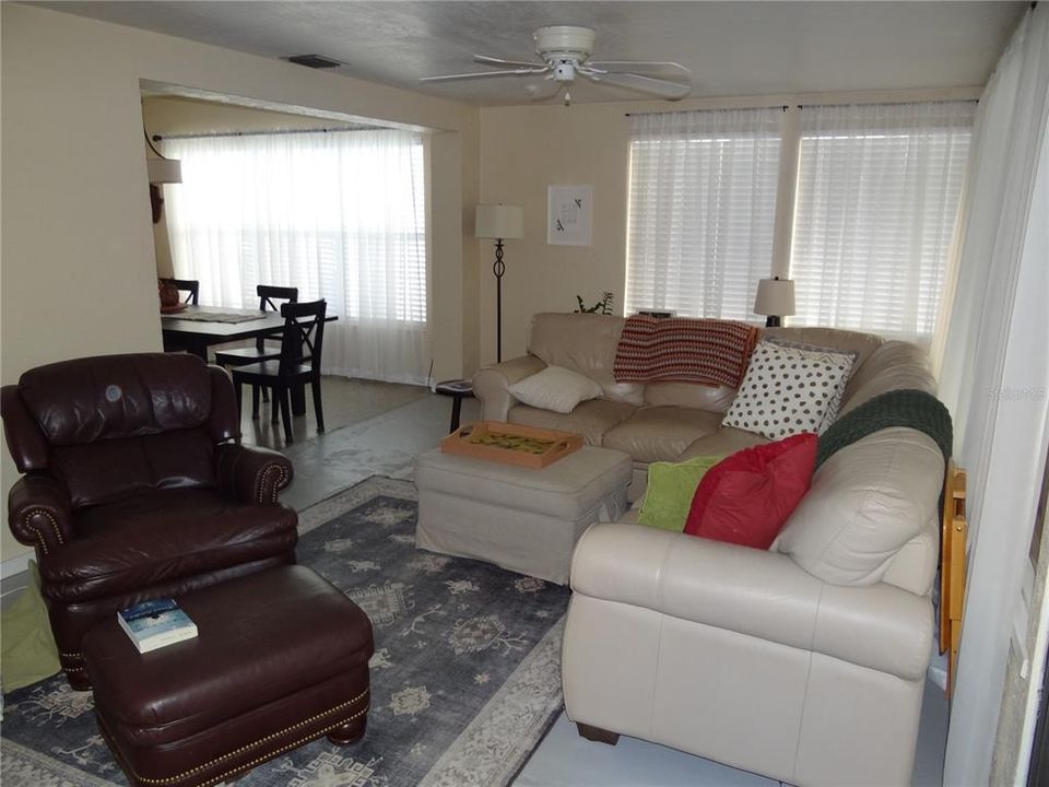 En Renta: $2,500 (3 camas, 2 baños, 1552 Pies cuadrados)