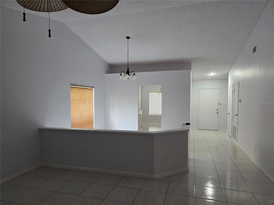 En Renta: $2,000 (3 camas, 2 baños, 1584 Pies cuadrados)