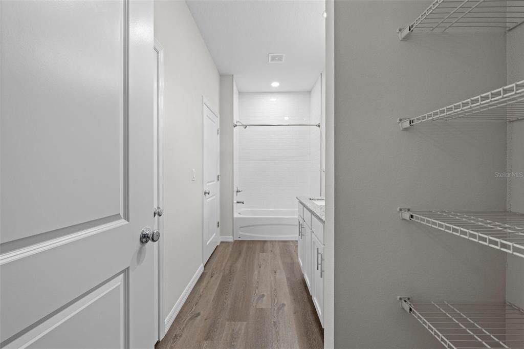 待售: $275,000 (3 贝兹, 2 浴室, 1550 平方英尺)