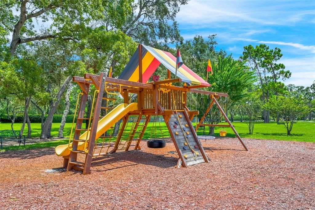 待售: $275,000 (3 贝兹, 2 浴室, 1550 平方英尺)