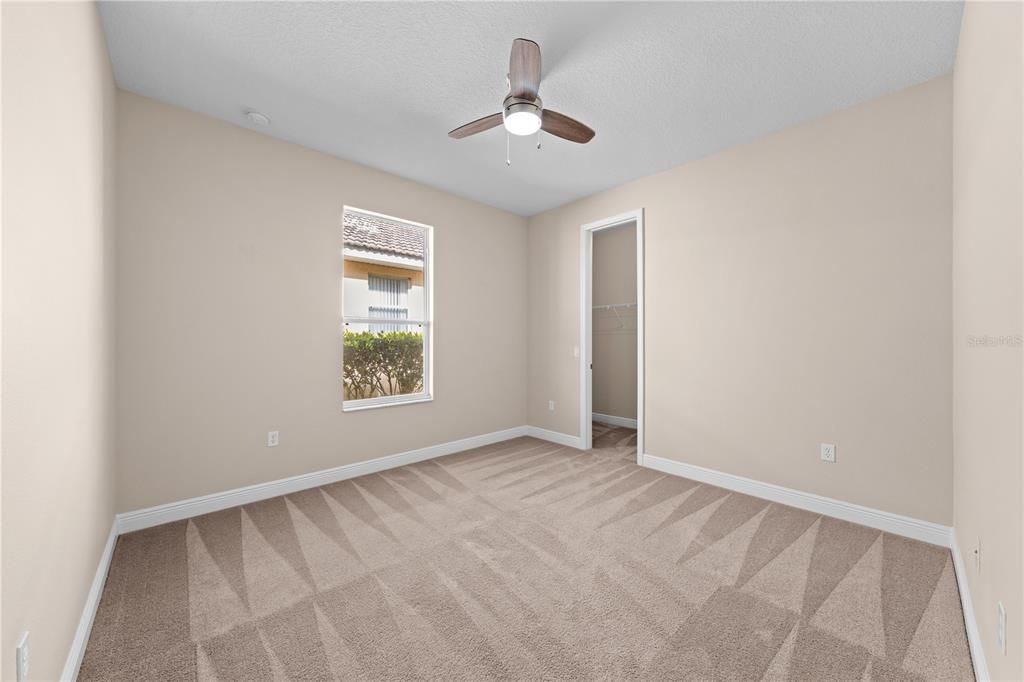 For Sale: $550,000 (4 beds, 3 baths, 2724 Square Feet)