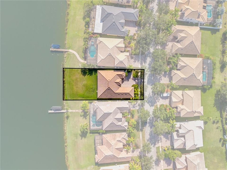 For Sale: $550,000 (4 beds, 3 baths, 2724 Square Feet)