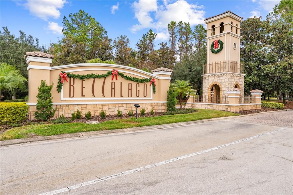 For Sale: $550,000 (4 beds, 3 baths, 2724 Square Feet)