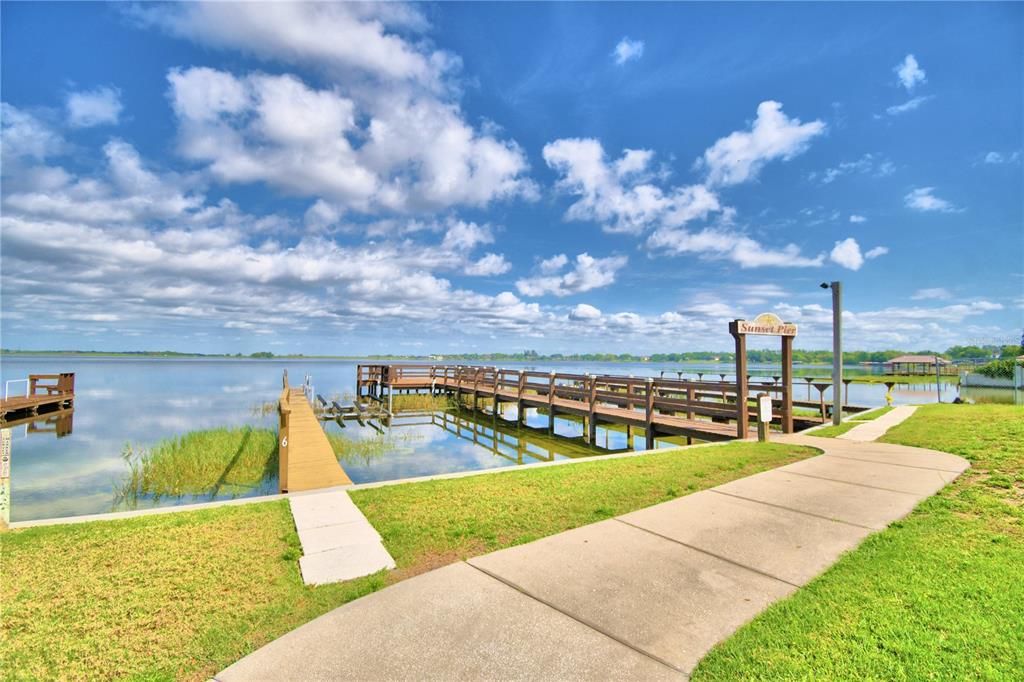 待售: $169,900 (2 贝兹, 2 浴室, 1032 平方英尺)