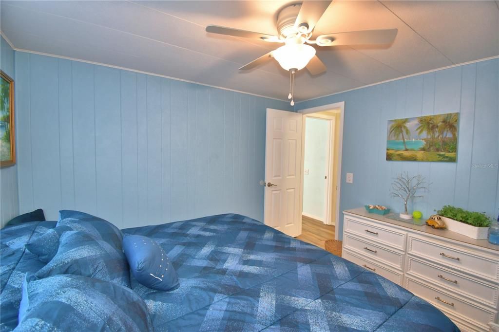 待售: $169,900 (2 贝兹, 2 浴室, 1032 平方英尺)