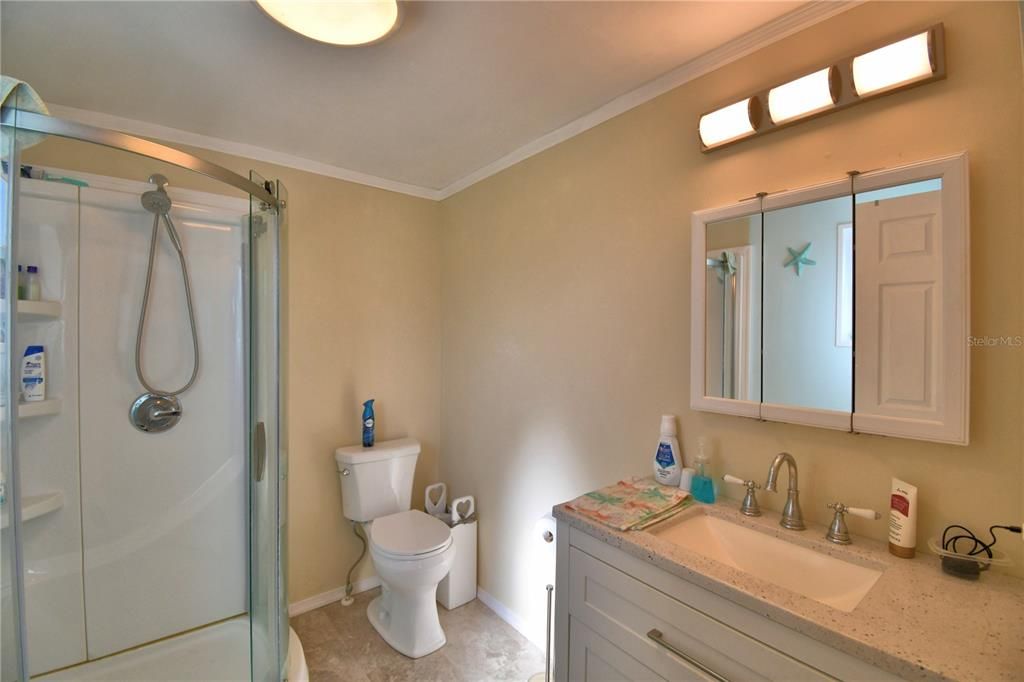 待售: $169,900 (2 贝兹, 2 浴室, 1032 平方英尺)