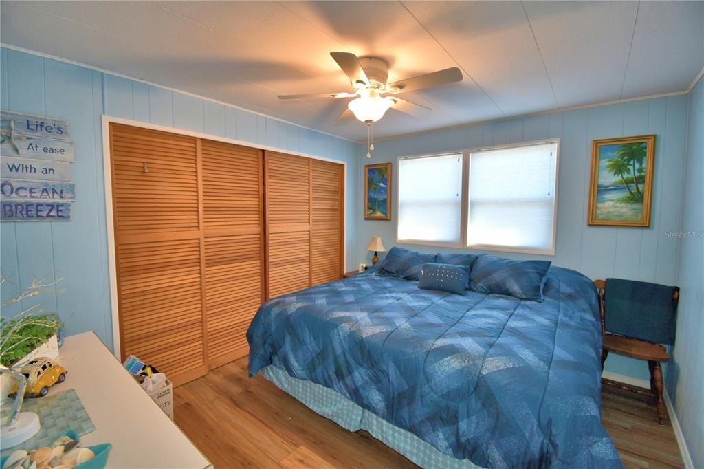 待售: $169,900 (2 贝兹, 2 浴室, 1032 平方英尺)