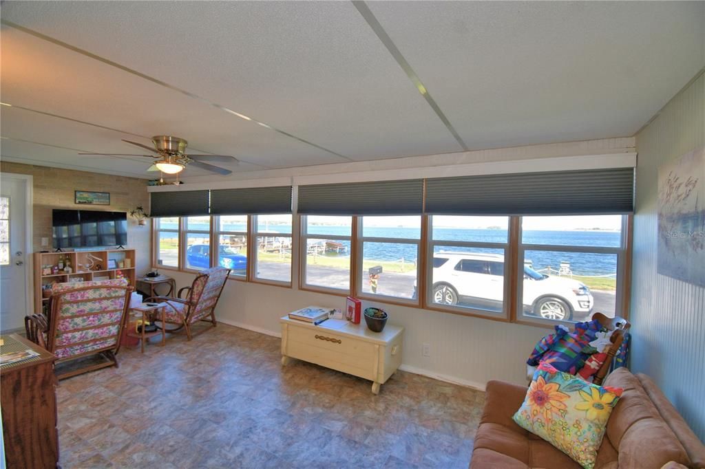 待售: $169,900 (2 贝兹, 2 浴室, 1032 平方英尺)