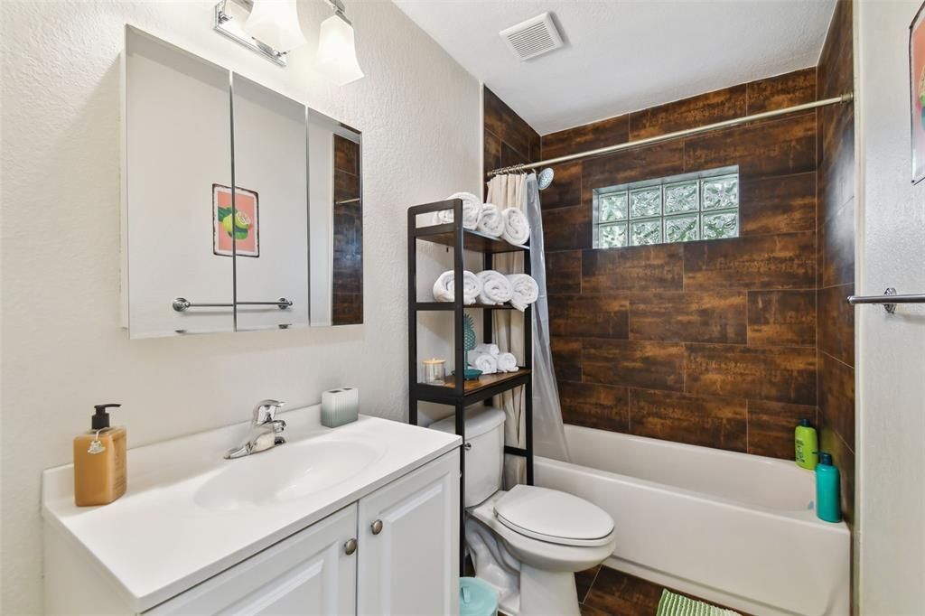 В аренду: $2,999 (3 спален, 2 ванн, 1266 Квадратных фут)