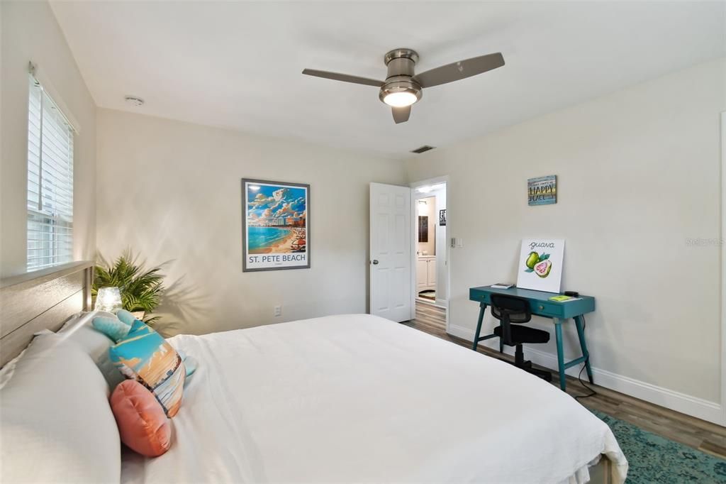 В аренду: $2,999 (3 спален, 2 ванн, 1266 Квадратных фут)