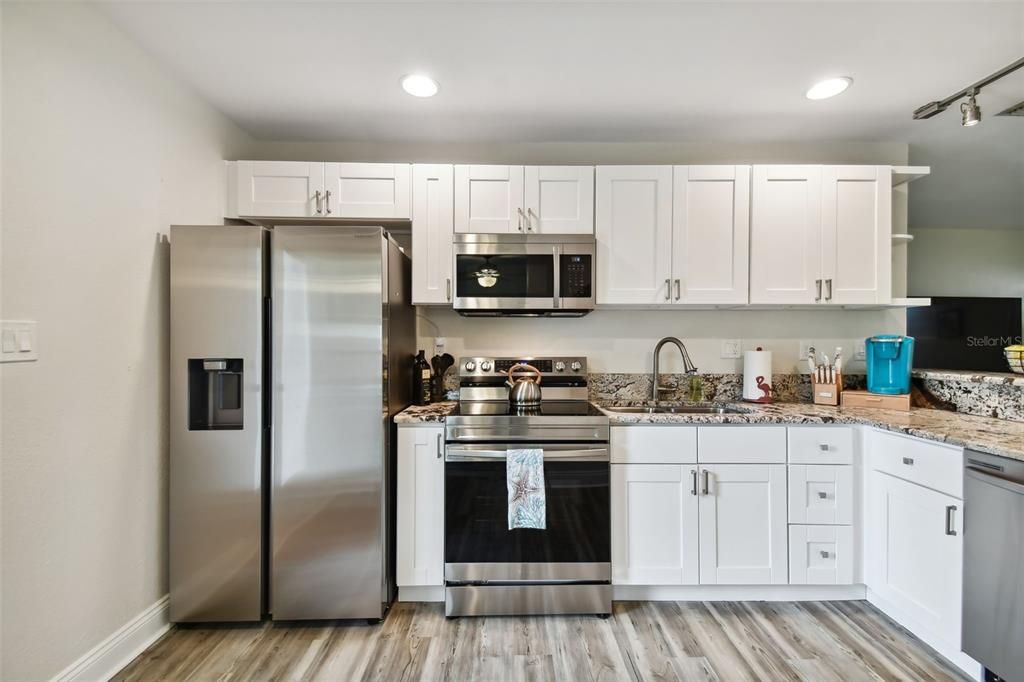 В аренду: $2,999 (3 спален, 2 ванн, 1266 Квадратных фут)