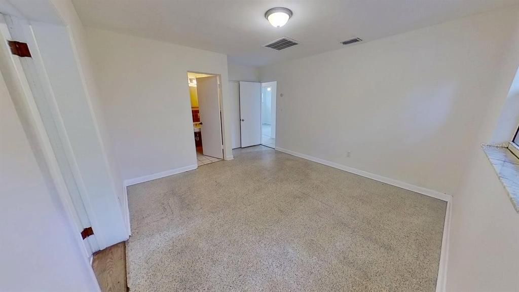 出租: $3,000 (4 贝兹, 2 浴室, 1820 平方英尺)