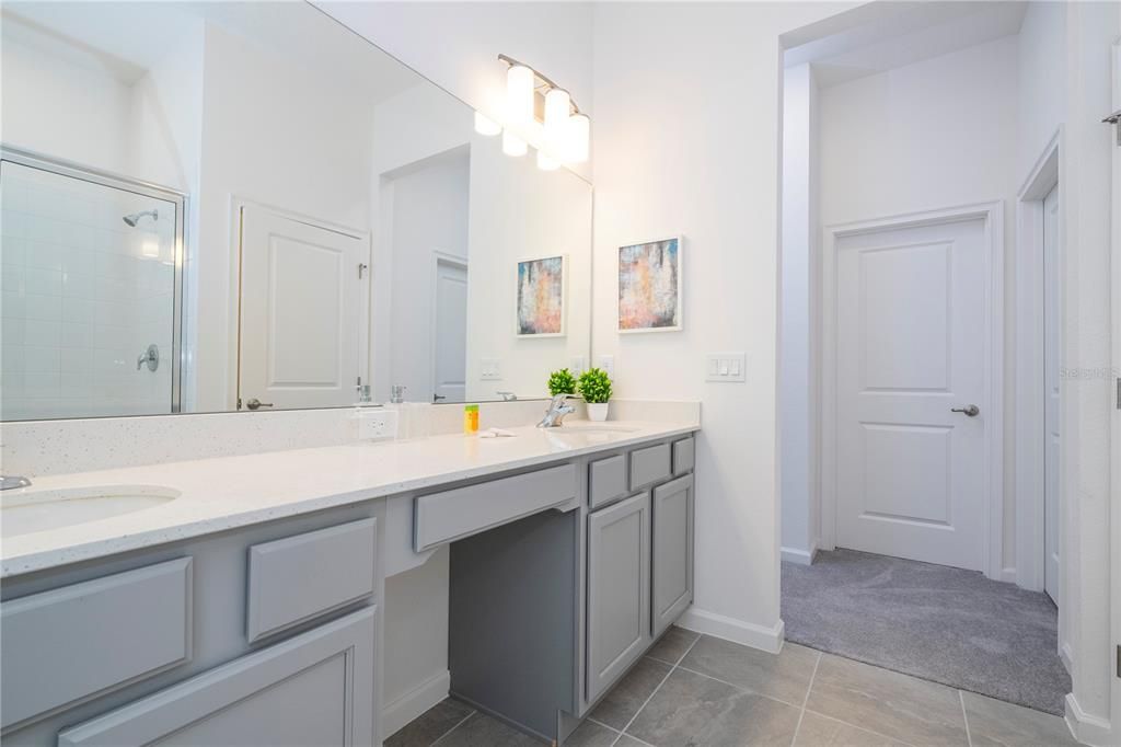 For Sale: $1,580,000 (6 beds, 6 baths, 2920 Square Feet)