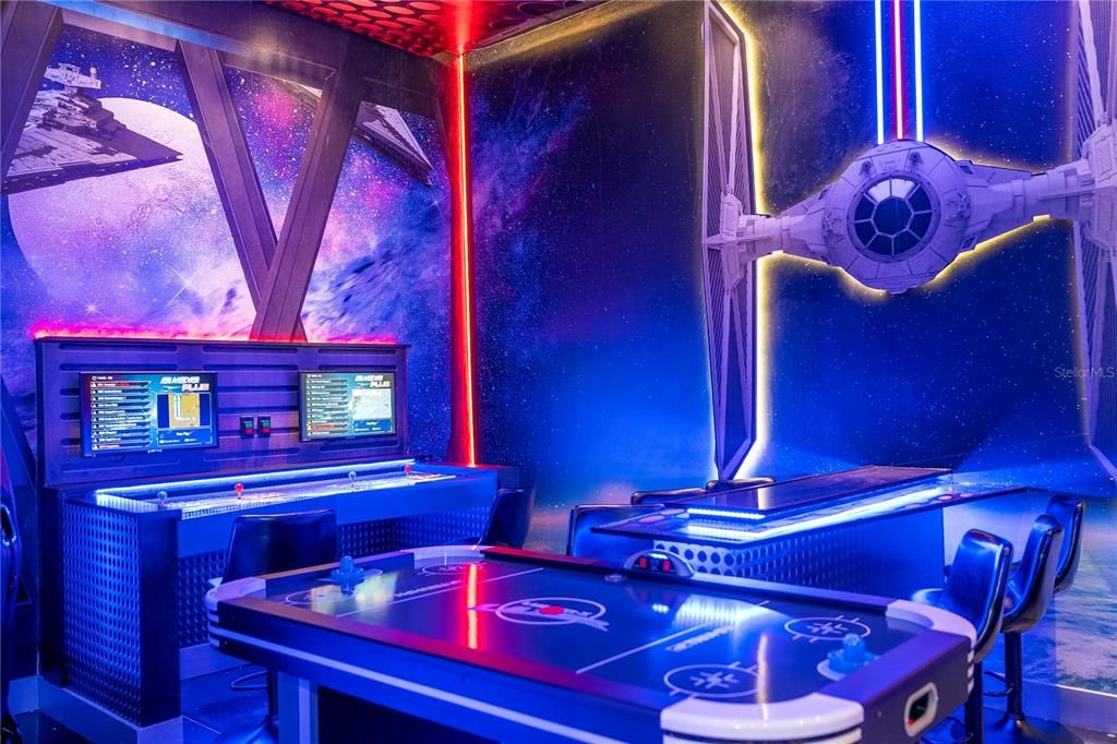 For Sale: $1,580,000 (6 beds, 6 baths, 2920 Square Feet)