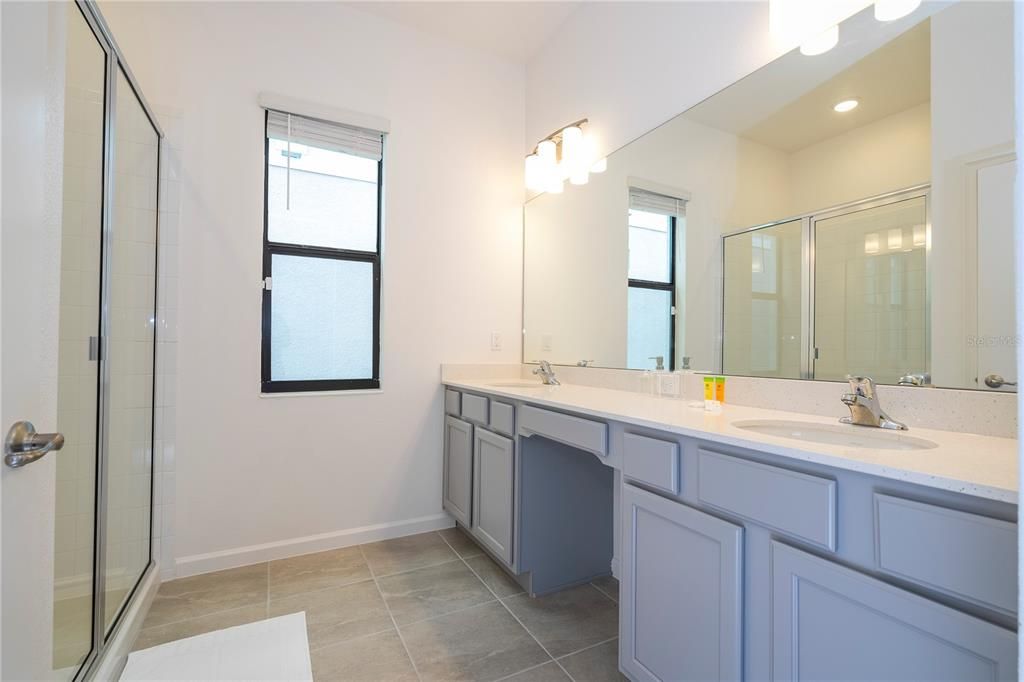 For Sale: $1,580,000 (6 beds, 6 baths, 2920 Square Feet)